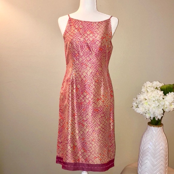 Harold's Dresses & Skirts - 🌷Harold’s silk cocktail dress